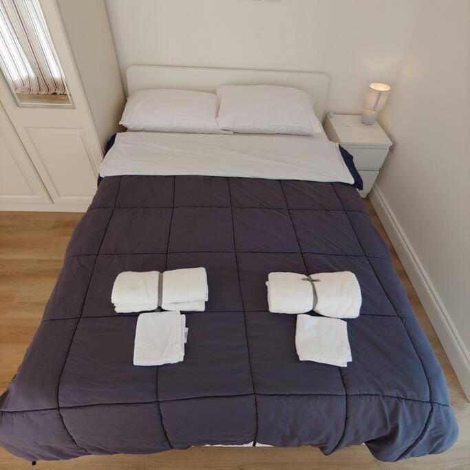 Self Contained, Double Bed Studio, Private Kitchen, Private Bath, Walking Distance To Harry Potter Watford  Esterno foto